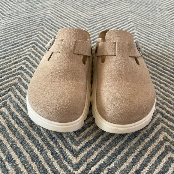 SOLD - Picture 7 of 8